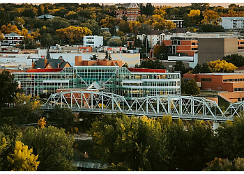Medicine Hat
Vidéastes
Colton Mckee Photography image 1