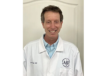 North Bay
Dermatologues
Dr. Les Rosoph - NORTH BAY DERMATOLOGY CENTRE image 1