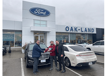 Oakville car dealership Oak-Land Ford Lincoln image 1