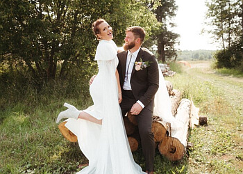 Thunder Bay wedding photographer flashback photo image 1